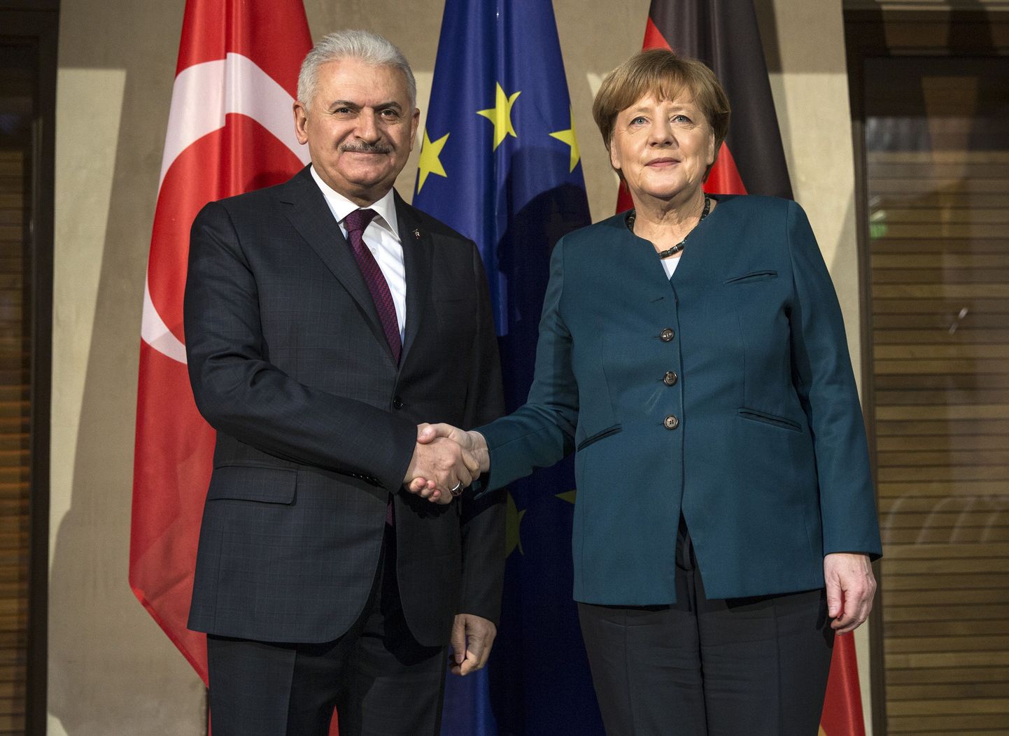 Saksa kantsleri Angela Merkeli ja Türgi peaministri Binali Yildirimi veebruarikuine kohtumine Münchenis.