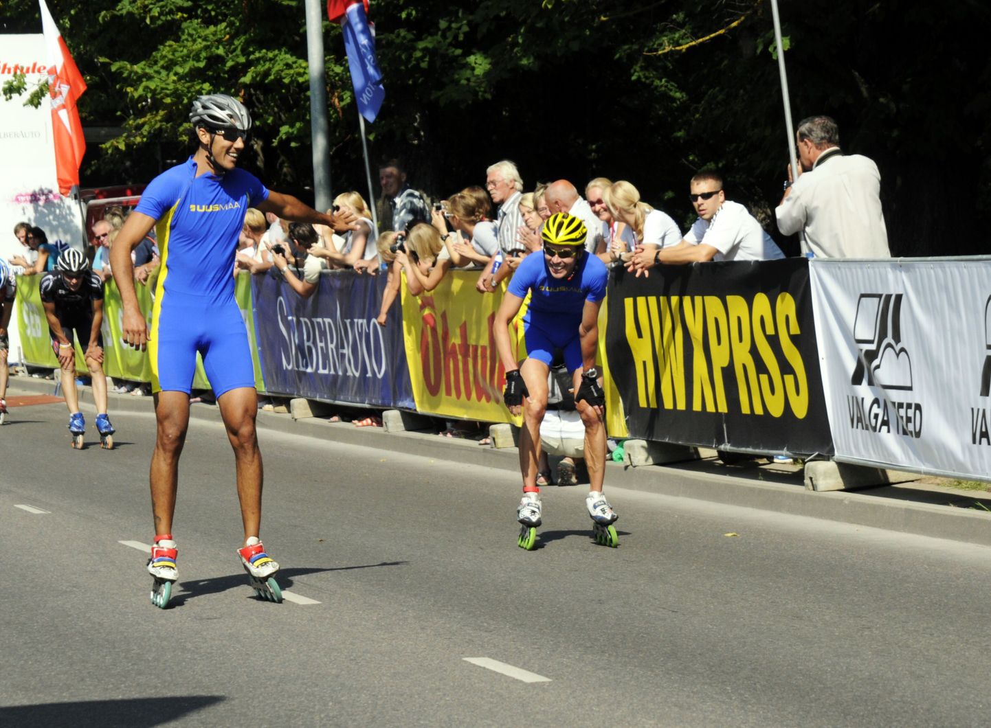 Aasta 2009. Tartu rulluisumaratoni võitis Alfredo Leon Moreno Venezuelast (vasakul) Indrek Tobrelutsu ees.