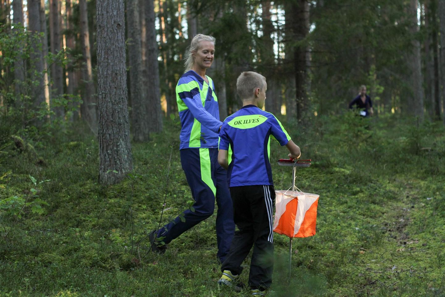 Eelmisel aastal osales Tartu orinteerumisneljapäevakutel 250-300 inimest etapi kohta. Korraldajad, Ilvese orienteerumisklubi noored loodavad, et tänavu leiab neljapäevakutele tee veelgi suurem rahvahulk.