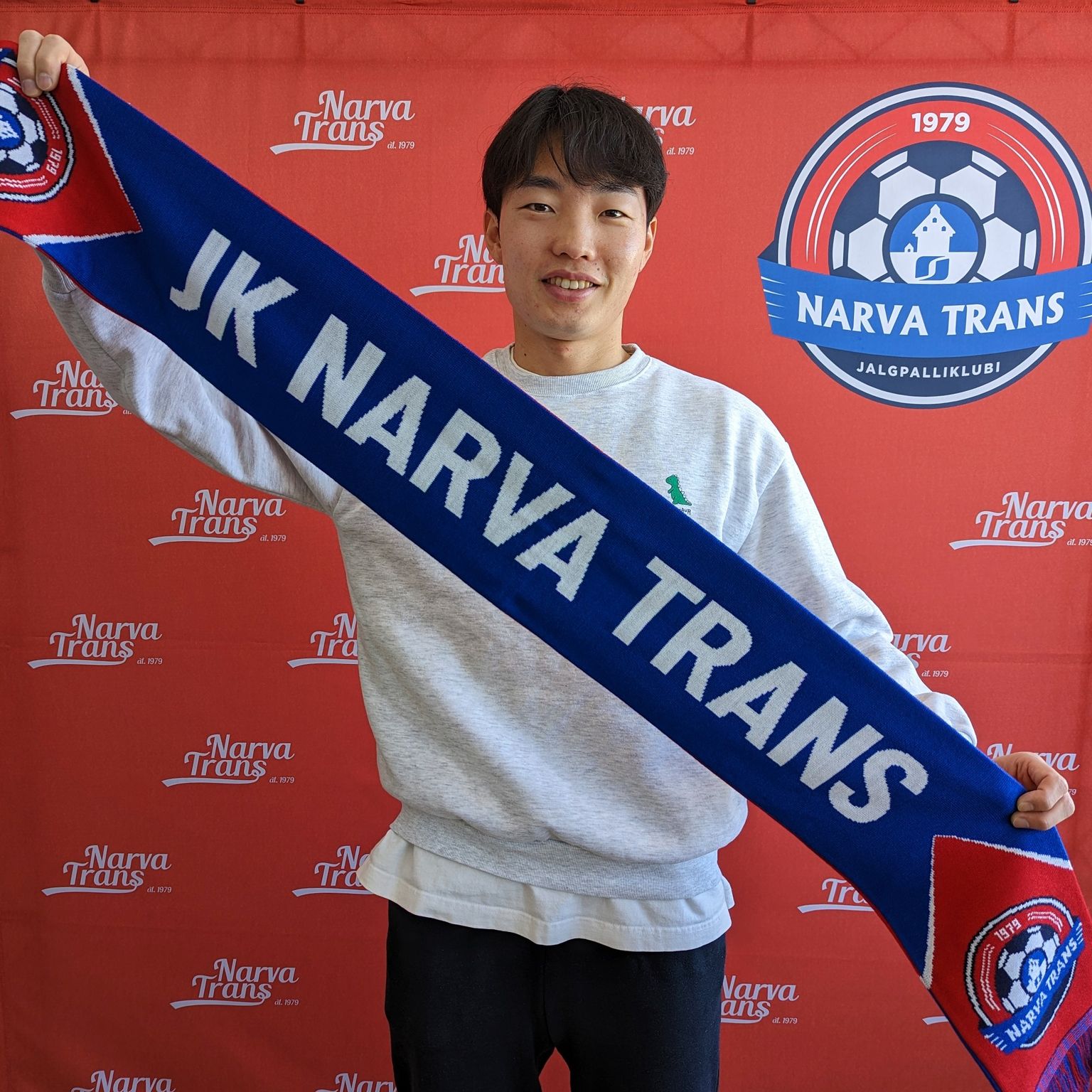 Narva Trans täiendas viimasena oma ridu 28aastase Lõuna-Korea poolkaitsja Do-hyun Kimiga.