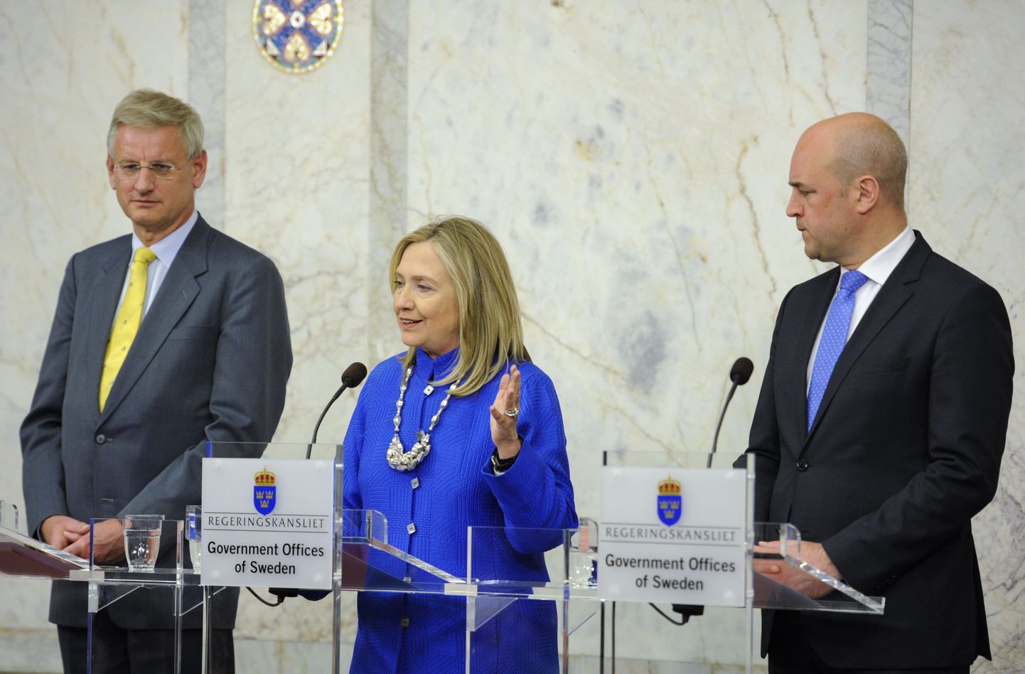 Rootsi välisminister Carl Bildt, USA välisminister Hillary Clinton ning Rootsi peaminister Fredrik Reinfeldt pühapäeval, 3. juunil Stockholmis.