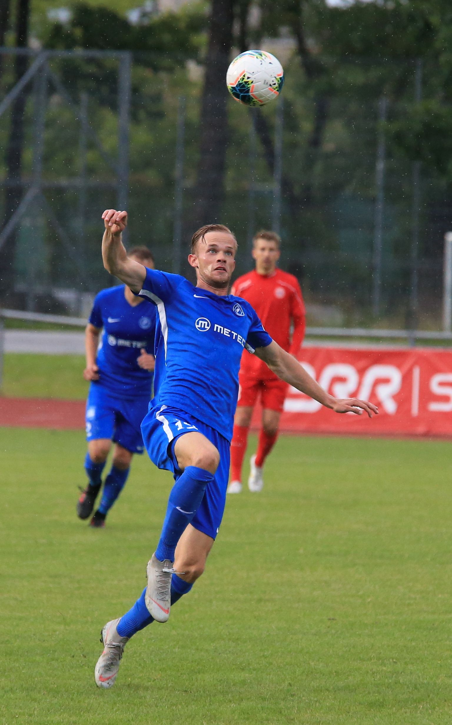 Tartu Tammeka jäi reedel meistriliiga 15. vooru kohtumises Nõmme Kaljuga 1:1 viiki. Tartlaste ainsa värava lõi Tristan Koskor.