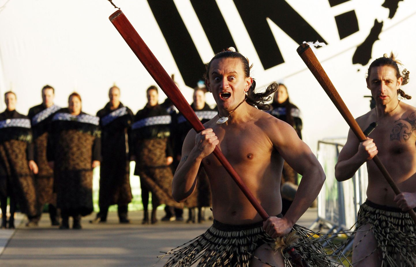 Maoorid esitamas sõjatantsu