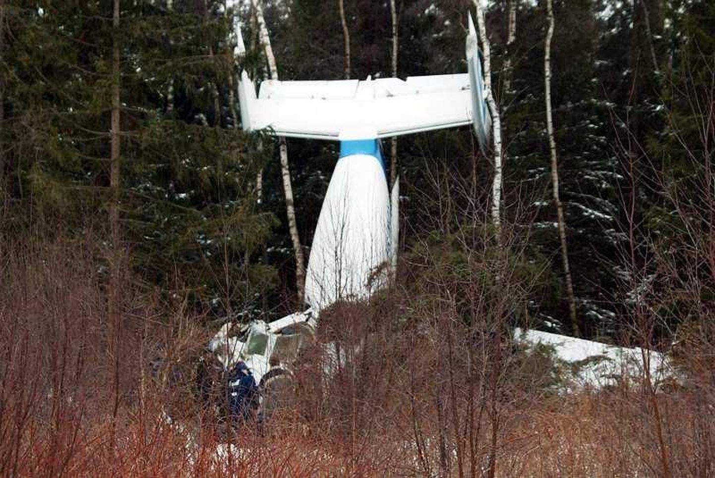10. veebruaril 2003. aastal kukkus alla AN-28 tüüpi Enimexi postilennuk.