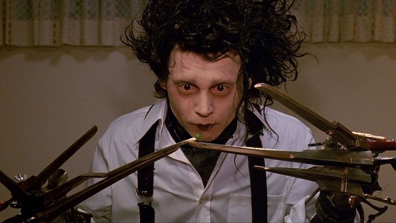 Edward Käärkäsi (Johnny Depp)