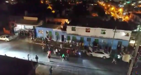 Видео: в Мексике избили россиянина, который ходил по улицам с ножом и задирал местных
