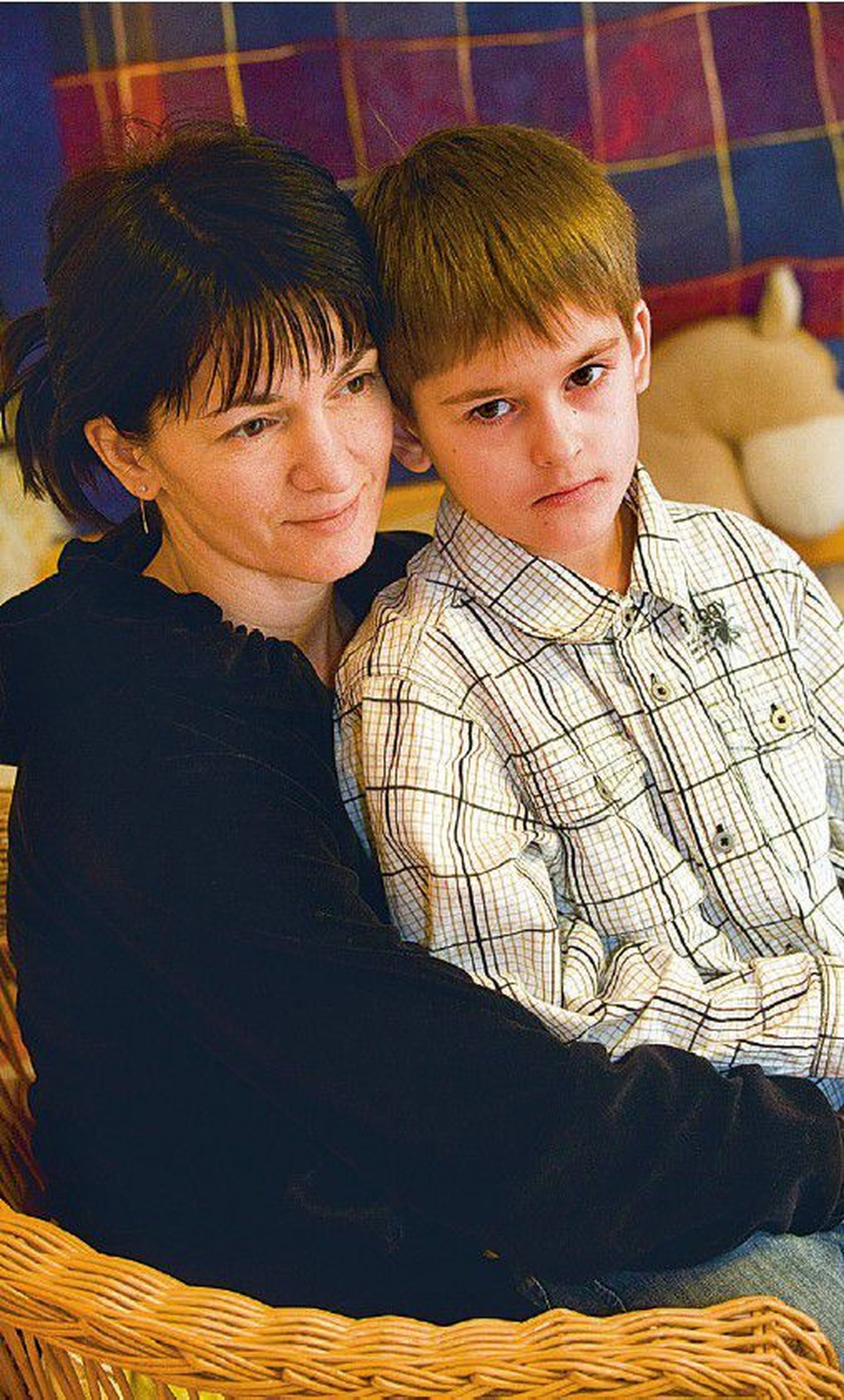Jevgeni vajab astma raviks Singulairi graanuleid, kuid ema Olga Gorbatenko sõnul käib ülikalliks muutunud ravimi ostmine talle üle jõu.