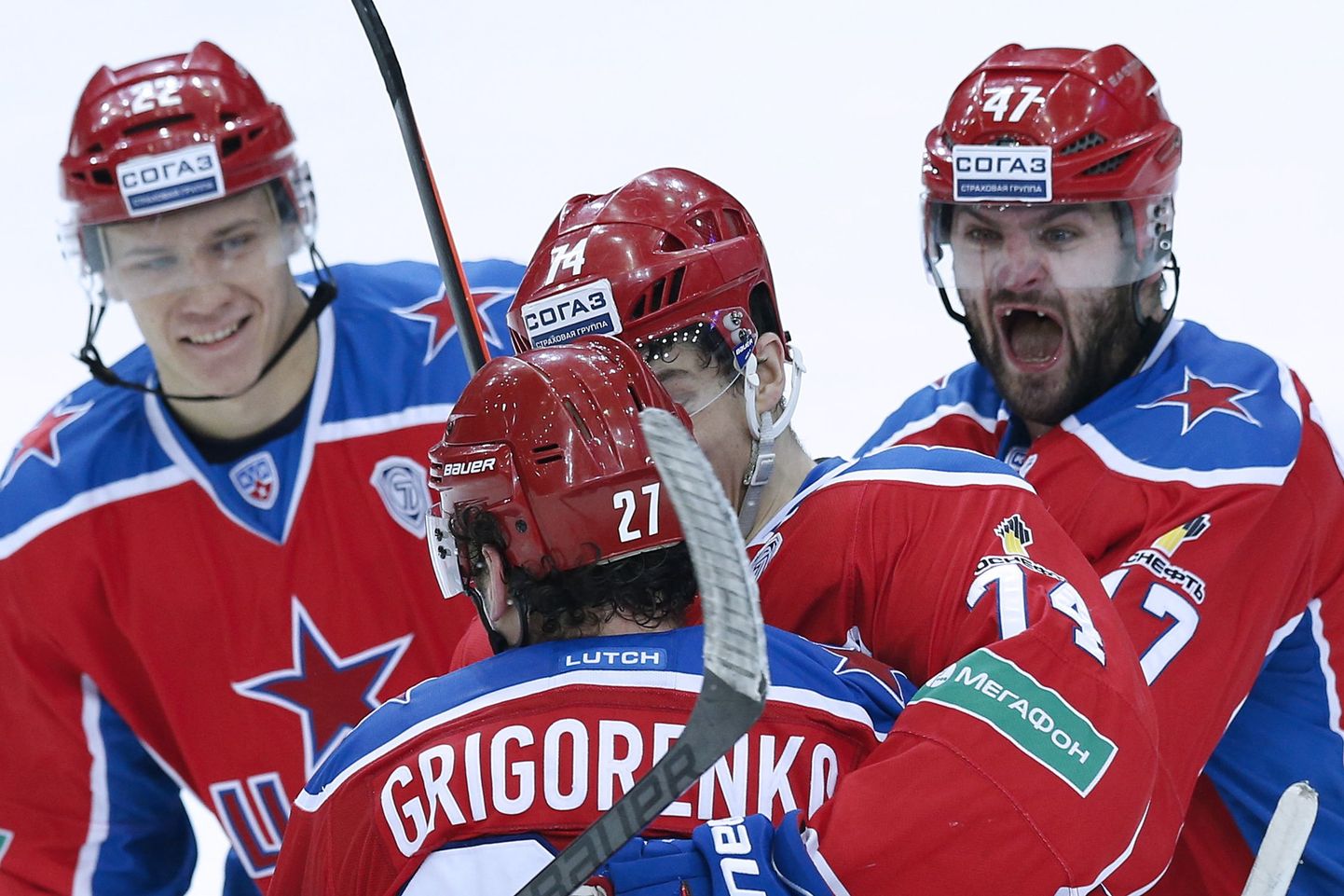 После двух поражений на Кубке Карьяла российские хоккеисты одолели чехов.