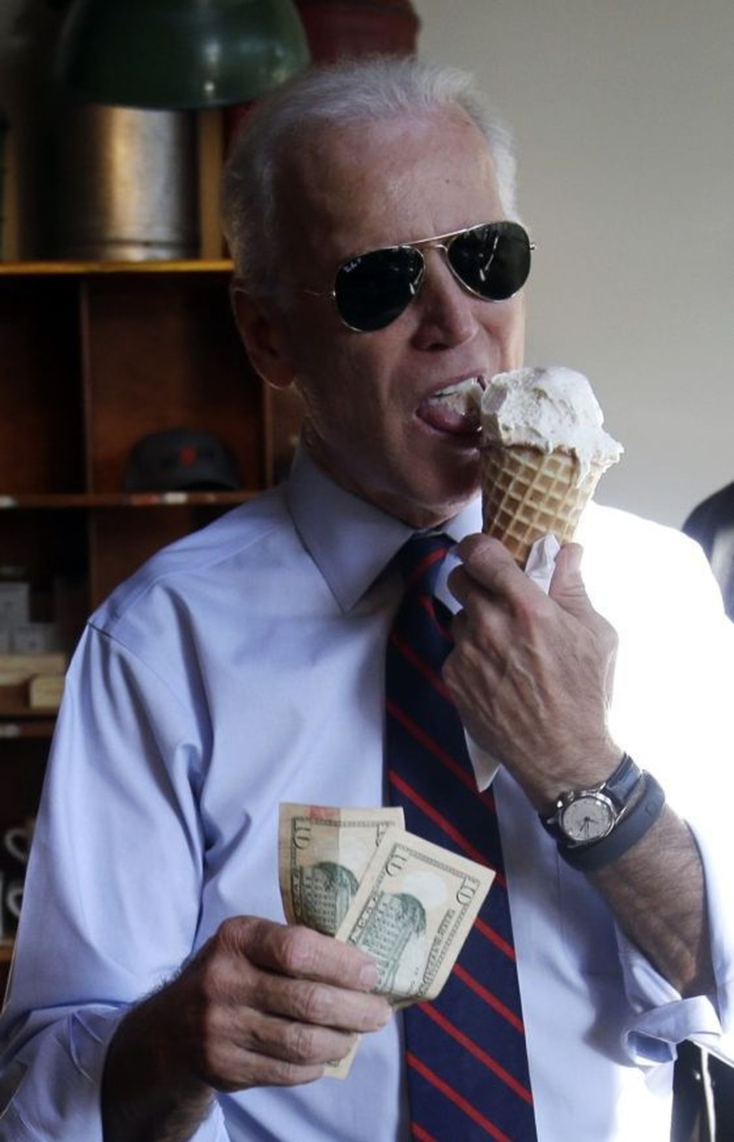 Joe Biden jäätisega