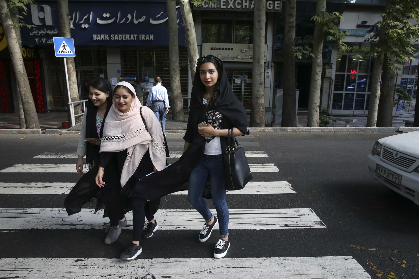 Iraanlased riigi pealinnas, Teheranis.