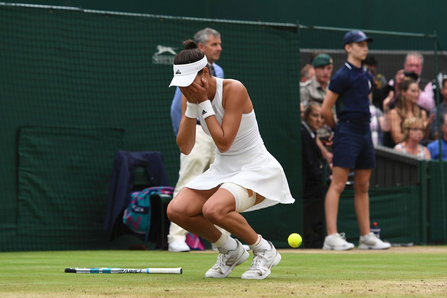 Hispaanlanna Garbine Muguruza tuli esimest korda karjääris Wimbledoni tenniseturniiri võitjaks, kui alistas finaalis Venus Williamsi.