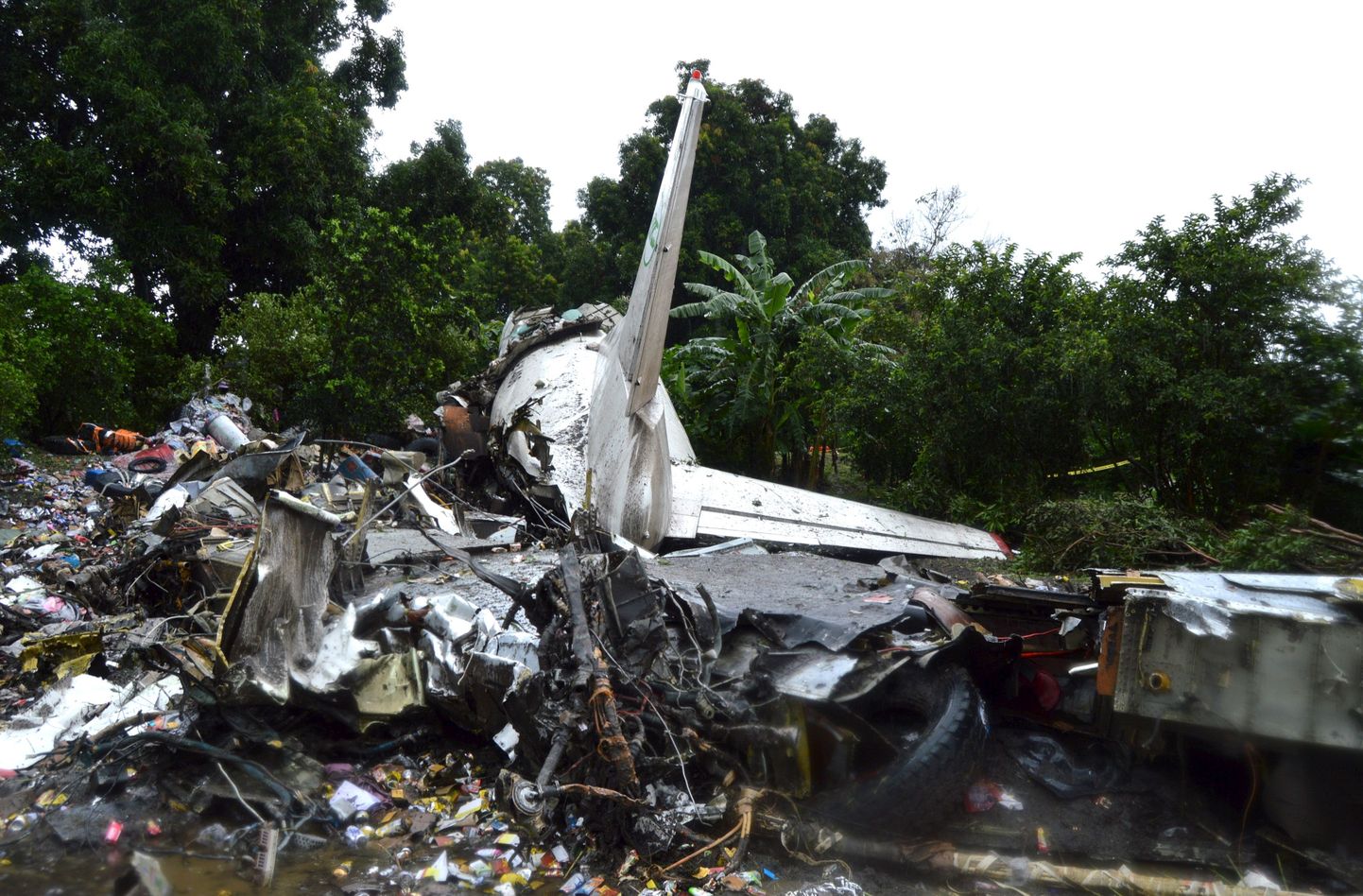 Четветого ноября в Южном Судане упал транспортный самолет Ан-12.