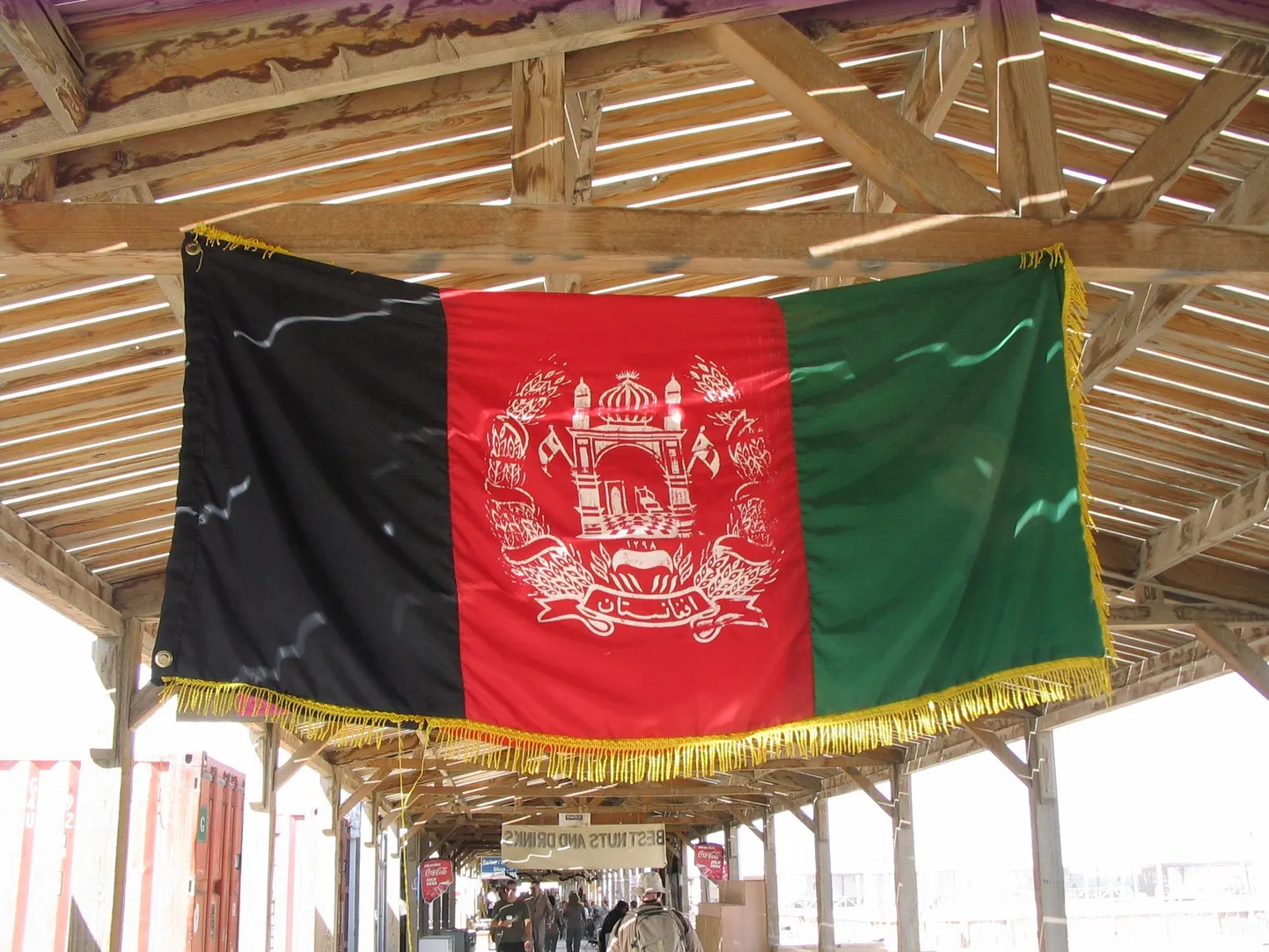 Afganistani lipp Kandahari sõjaväebaasis.