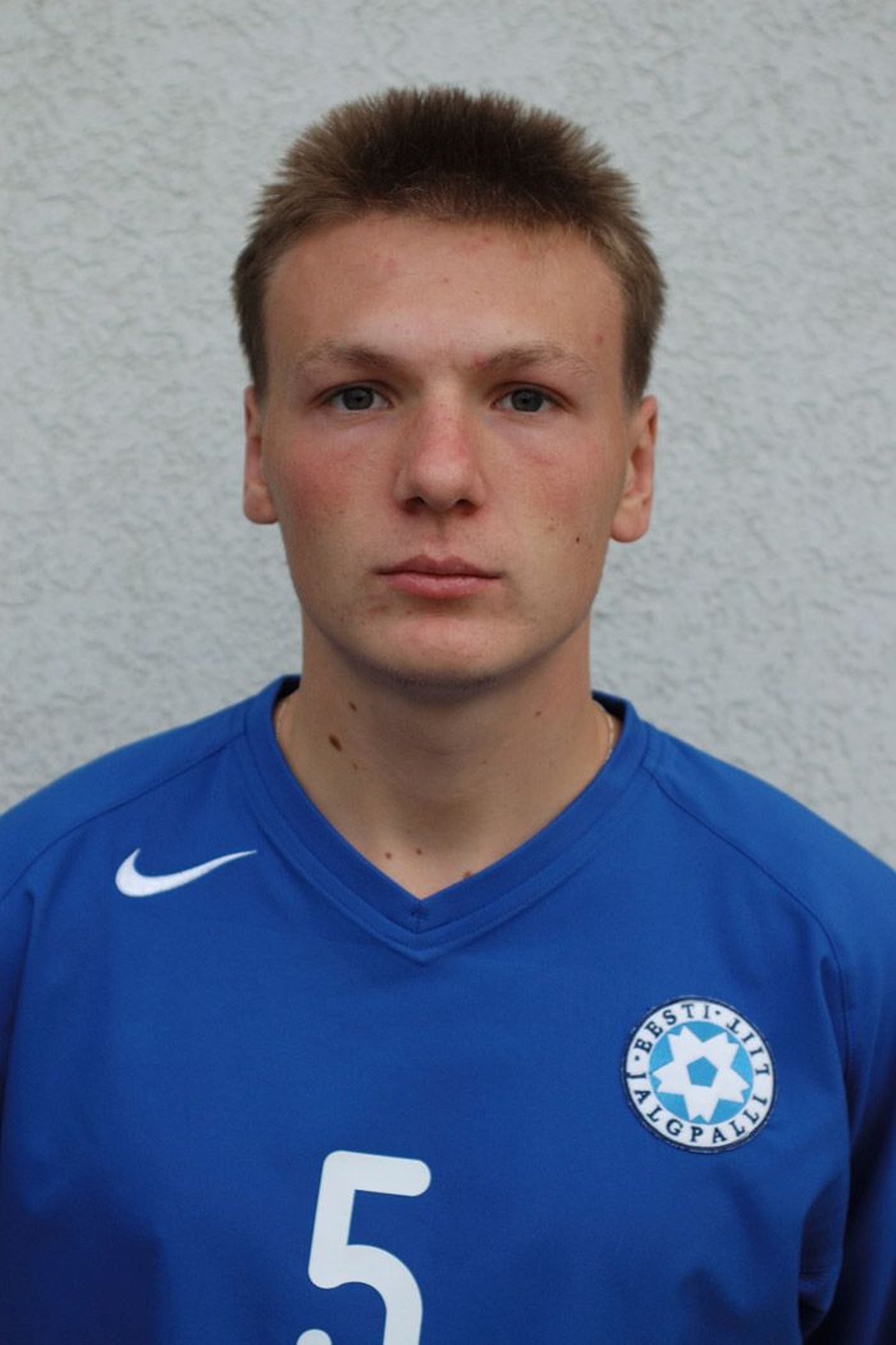 Eesti jalgpallikoondise kaitsja Dmitri Kruglov.