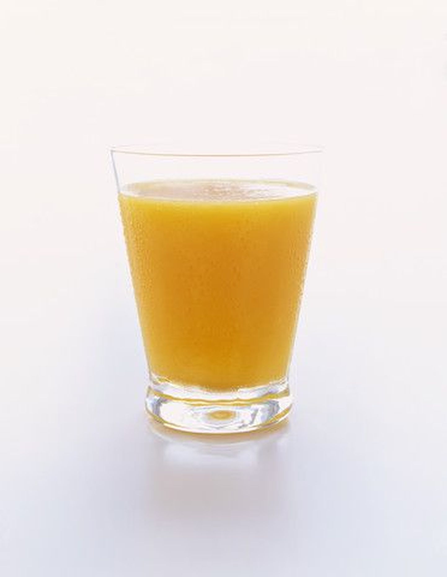 Апельсиновый сок. Снимок иллюстративный
