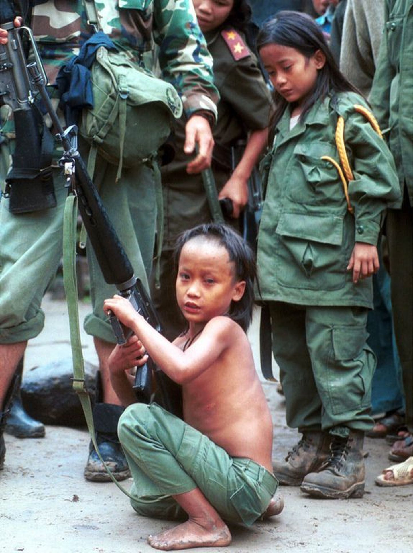 Myanmari lapssõdurid