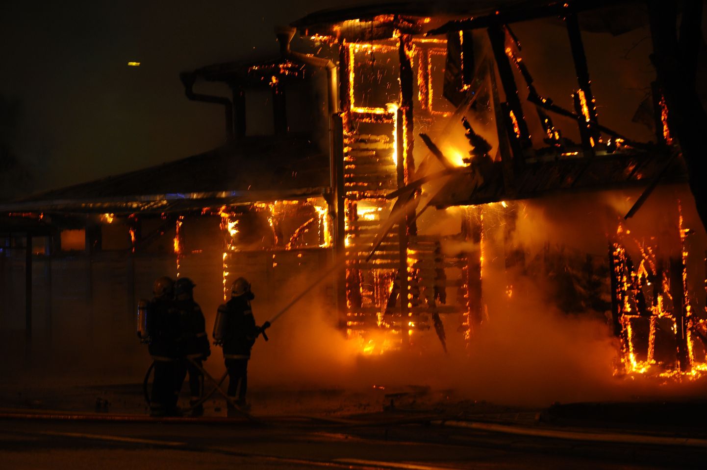 Пожар на Ныммеском рынке.