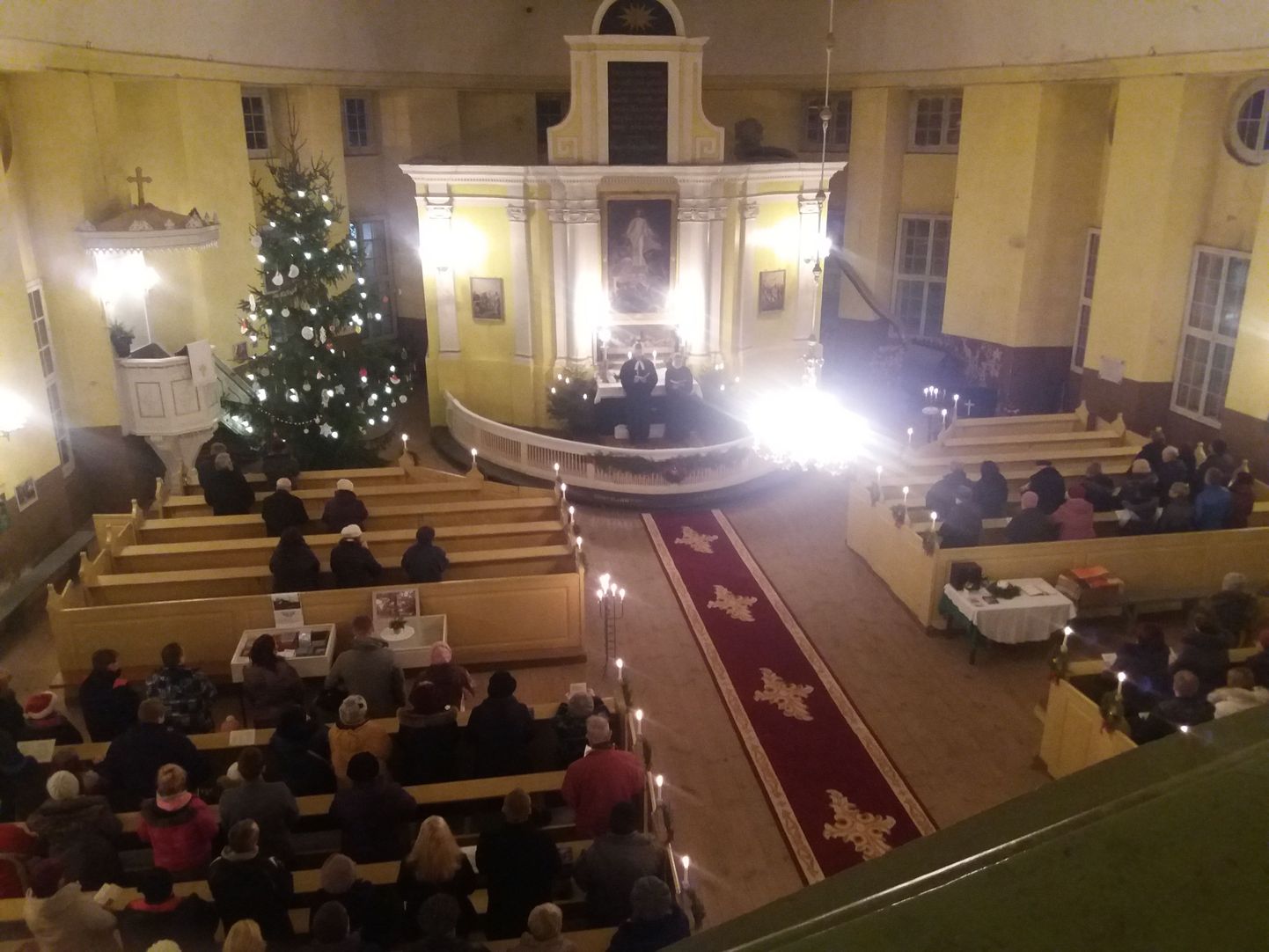 Jõuluõhtu jumalateenistus Valga Jaani kirikus