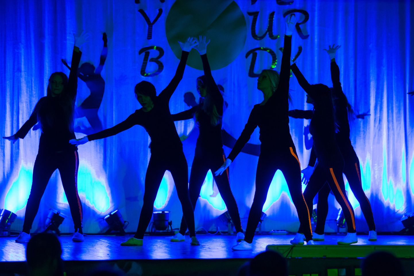 Möödunud aastal alustati Karksi-Nuias uue noortekonkursiga, milleks on tantsuvõistlus «Move your body».