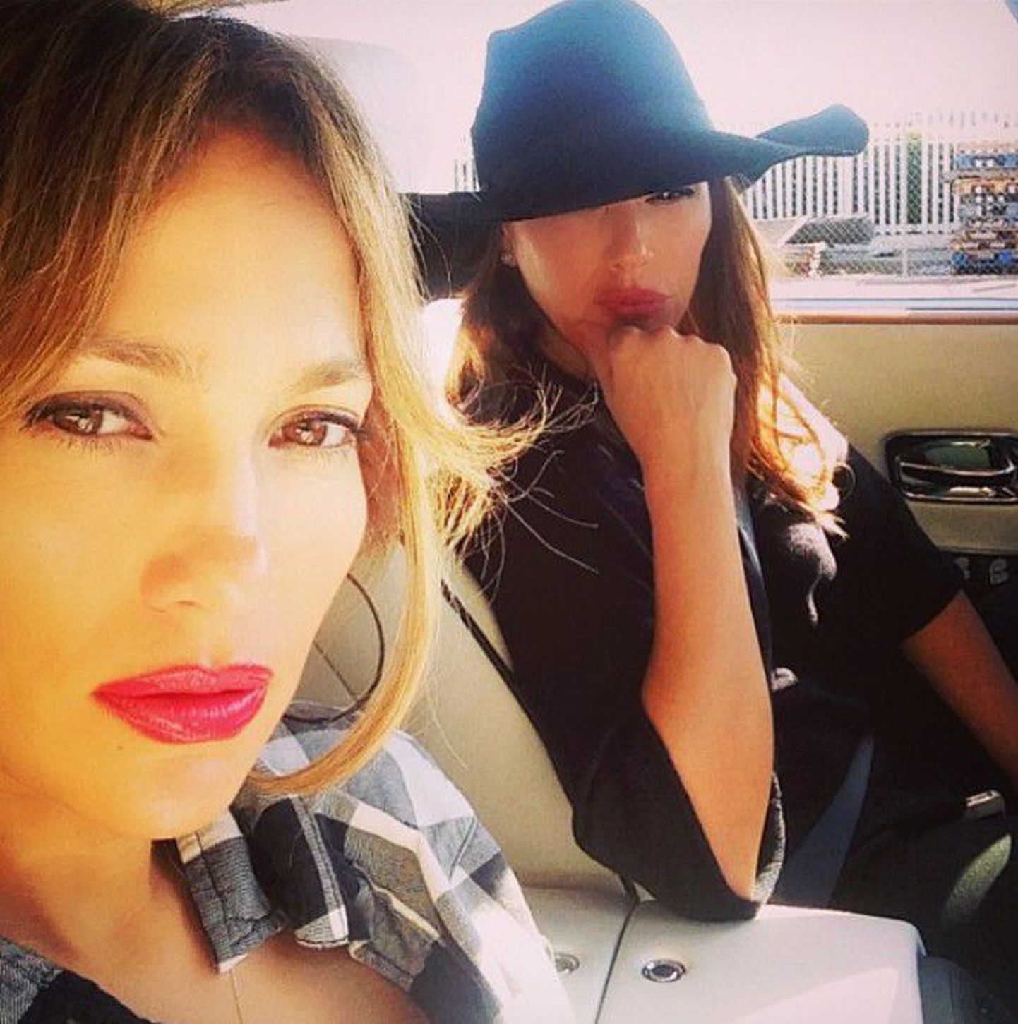 Jennifer Lopez ja Leah Remini