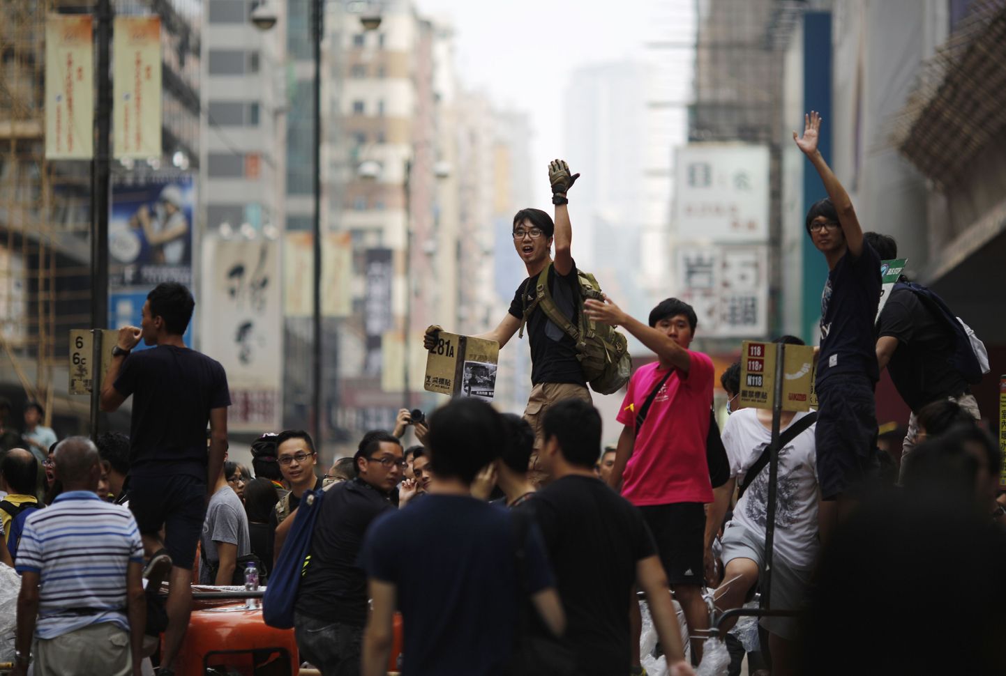 Demokraatiameelsed protestijad täna Hongkongis Mongkoki kaubanduspiirkonnas.