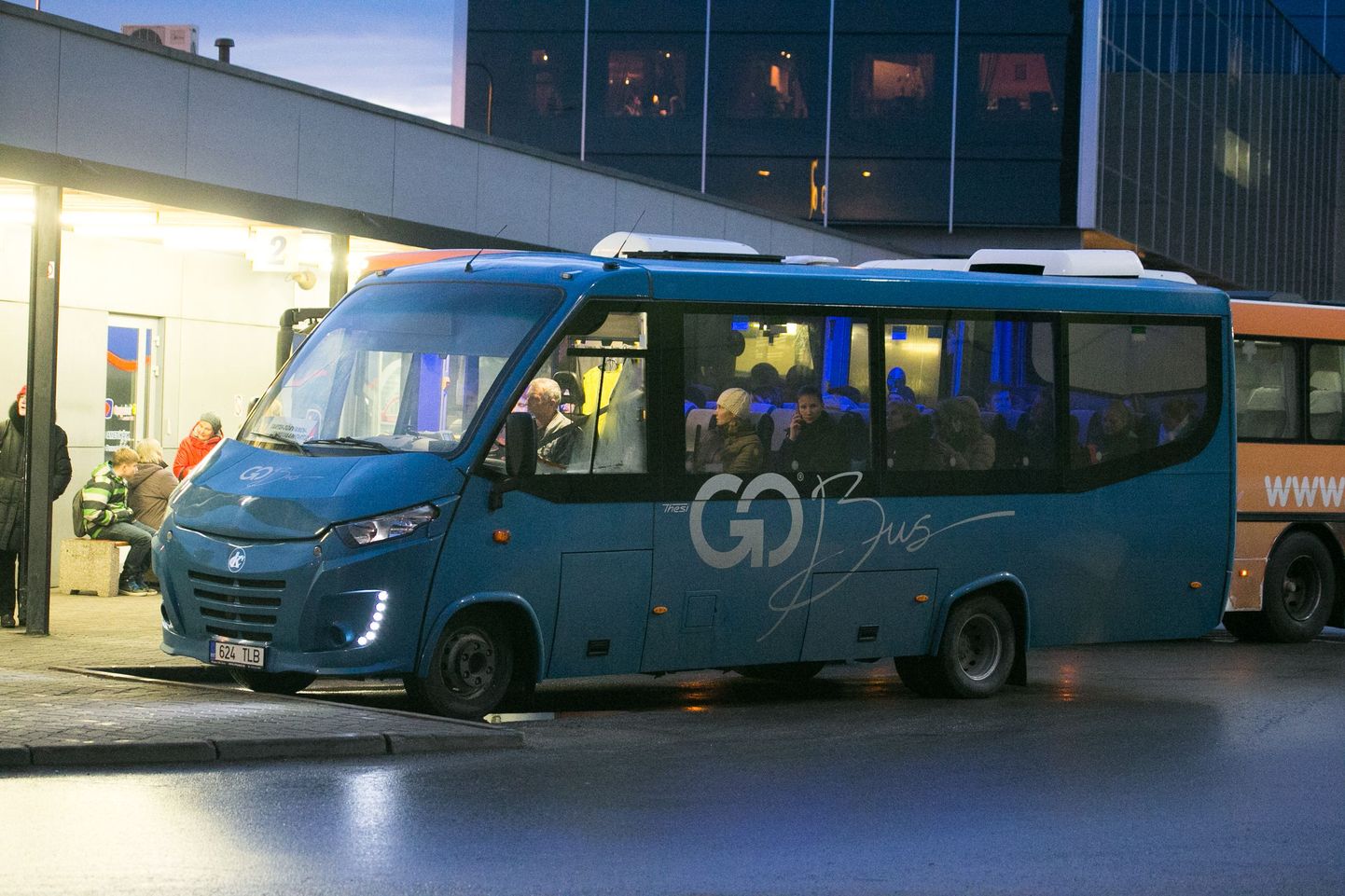 GoBusi buss Tartu bussijaamas.