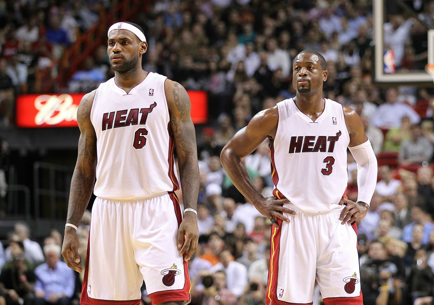 LeBron James (vasakul) ja Dwyane Wade pole seni suutnud veel Miami Heati mängumasinat korralikult tööle vedada.
