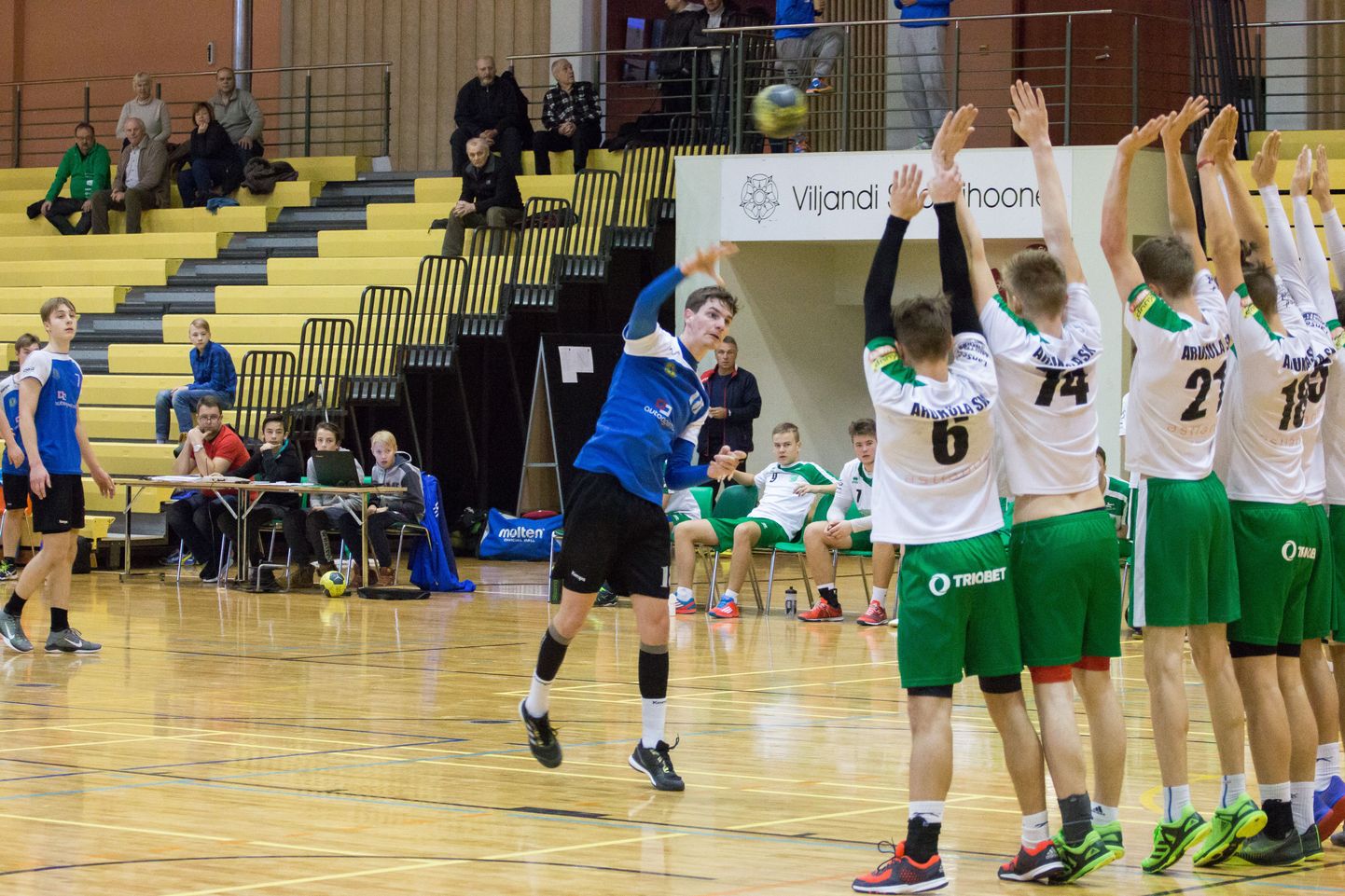 Viljandi HC kohtub täna kell 19 Viljandi spordihoones Aruküla meeskonnaga.