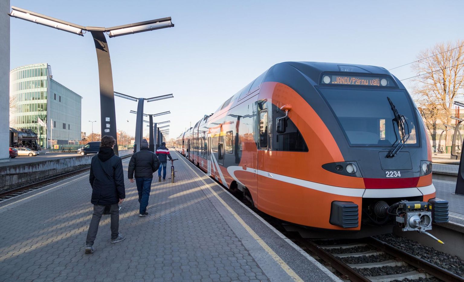 Elroni rong lõppjaamas.