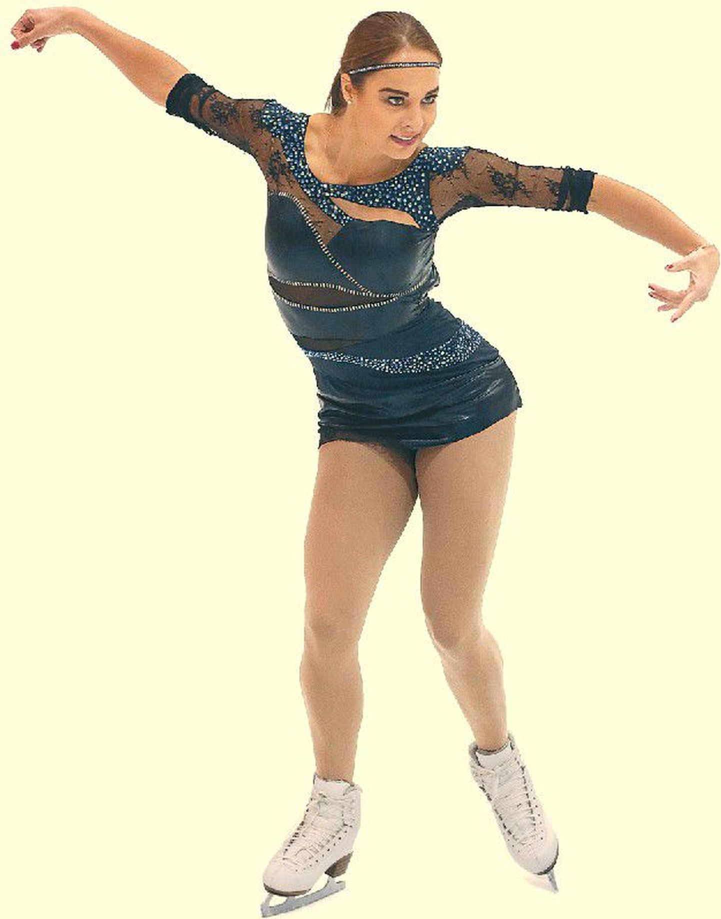 Фигуристка Елена Глебова открыла сезон в Солт-Лейк-Сити на соревновании U.S. International Figure Skating Classic, где заняла 4-е место.