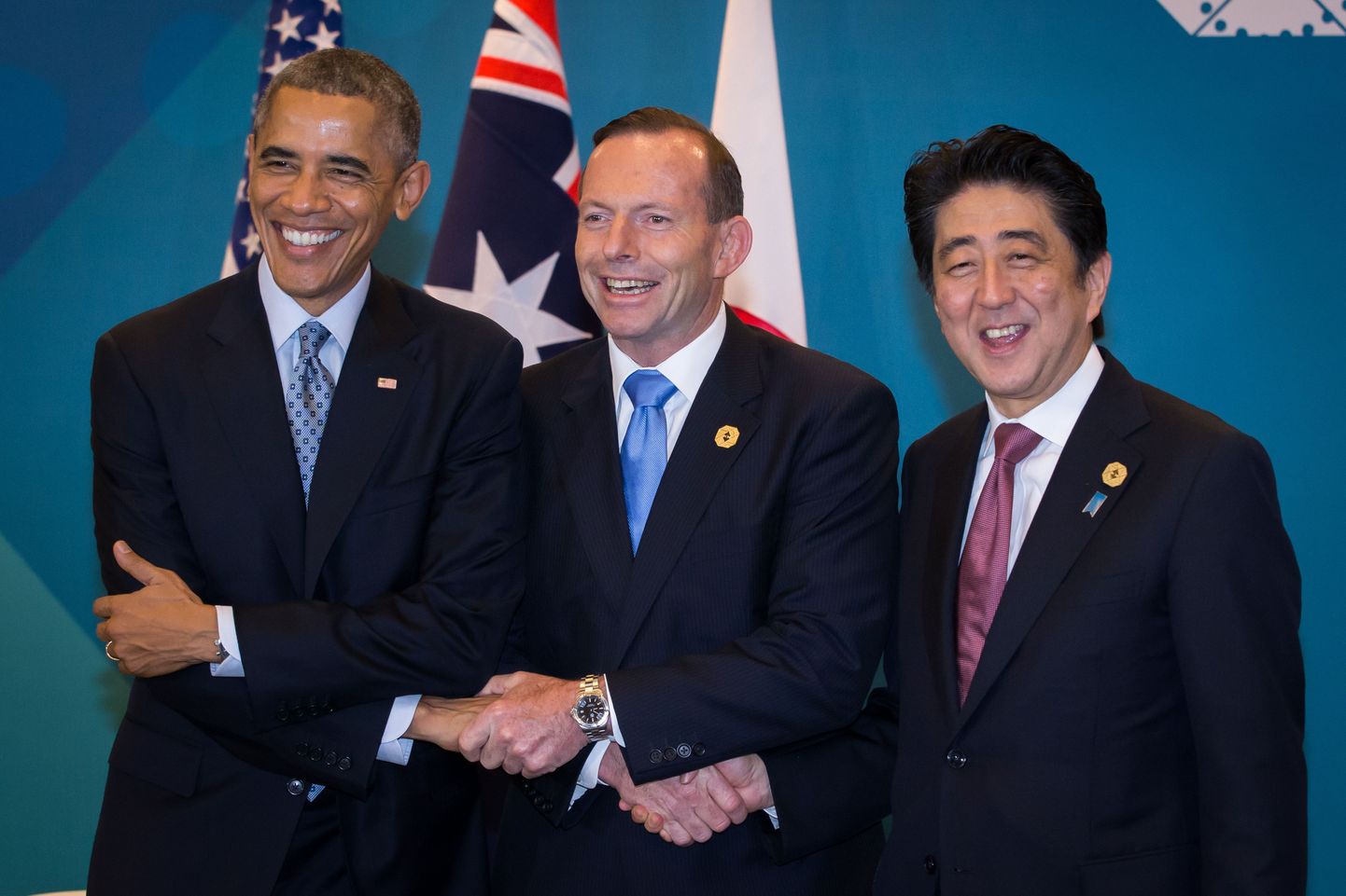 Barack Obama, Tony Abbott ja Shinzo Abe.