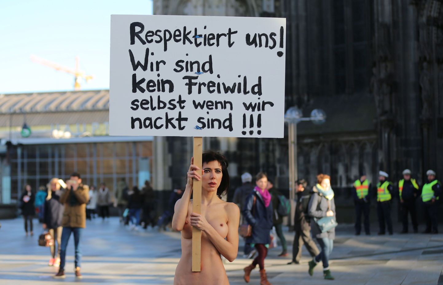 Meeleavaldus Kölnis linnas toimunud ahistamisjuhtumi vastu.
