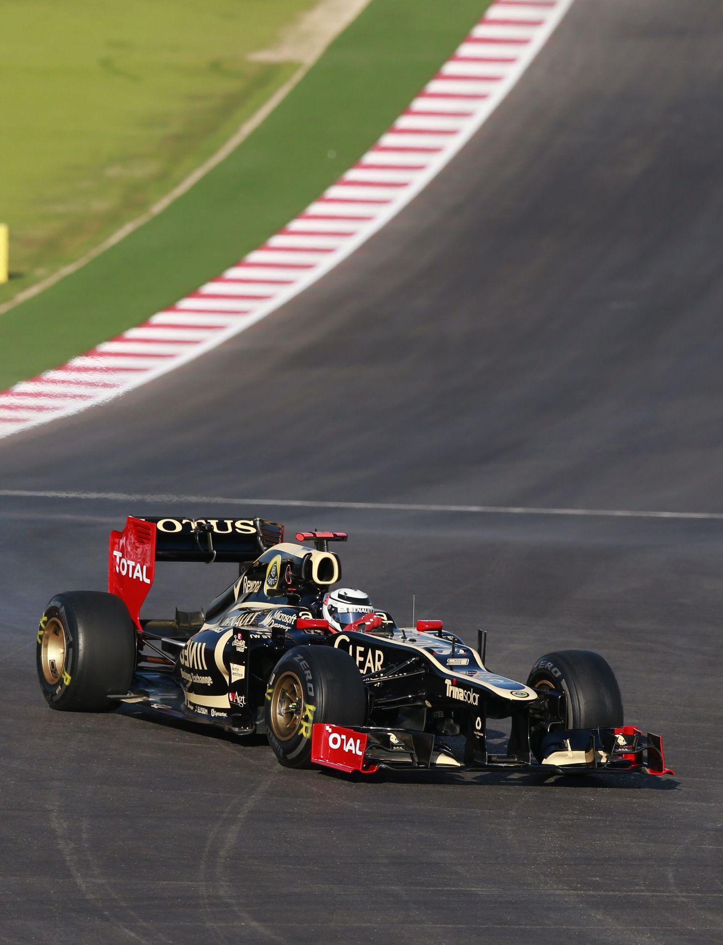Kimi Räikkönen Lotuse roolis.