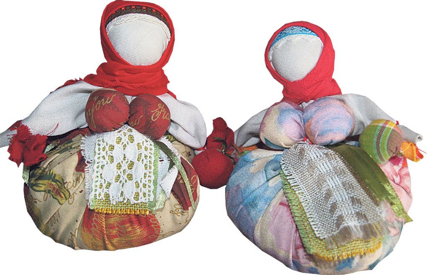 Rahvatraditsiooni järgi valmistatud vene nukk.