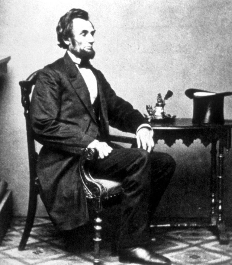 Abraham Lincoln, 1861