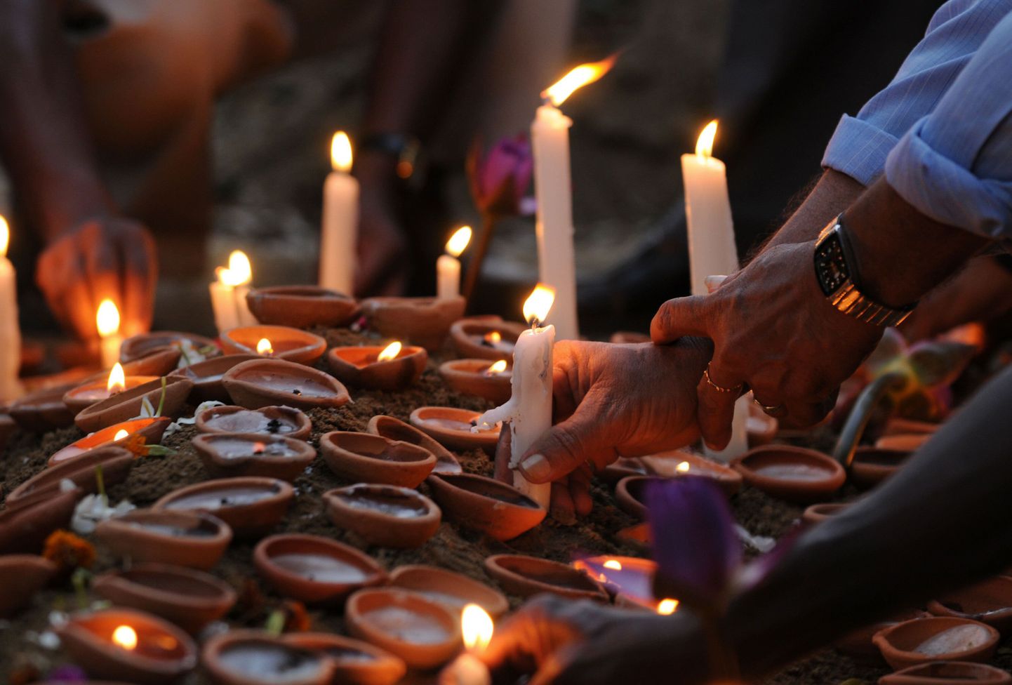 Sri Lankal hukkus enesetapurünnakus mitukümmend inimest.