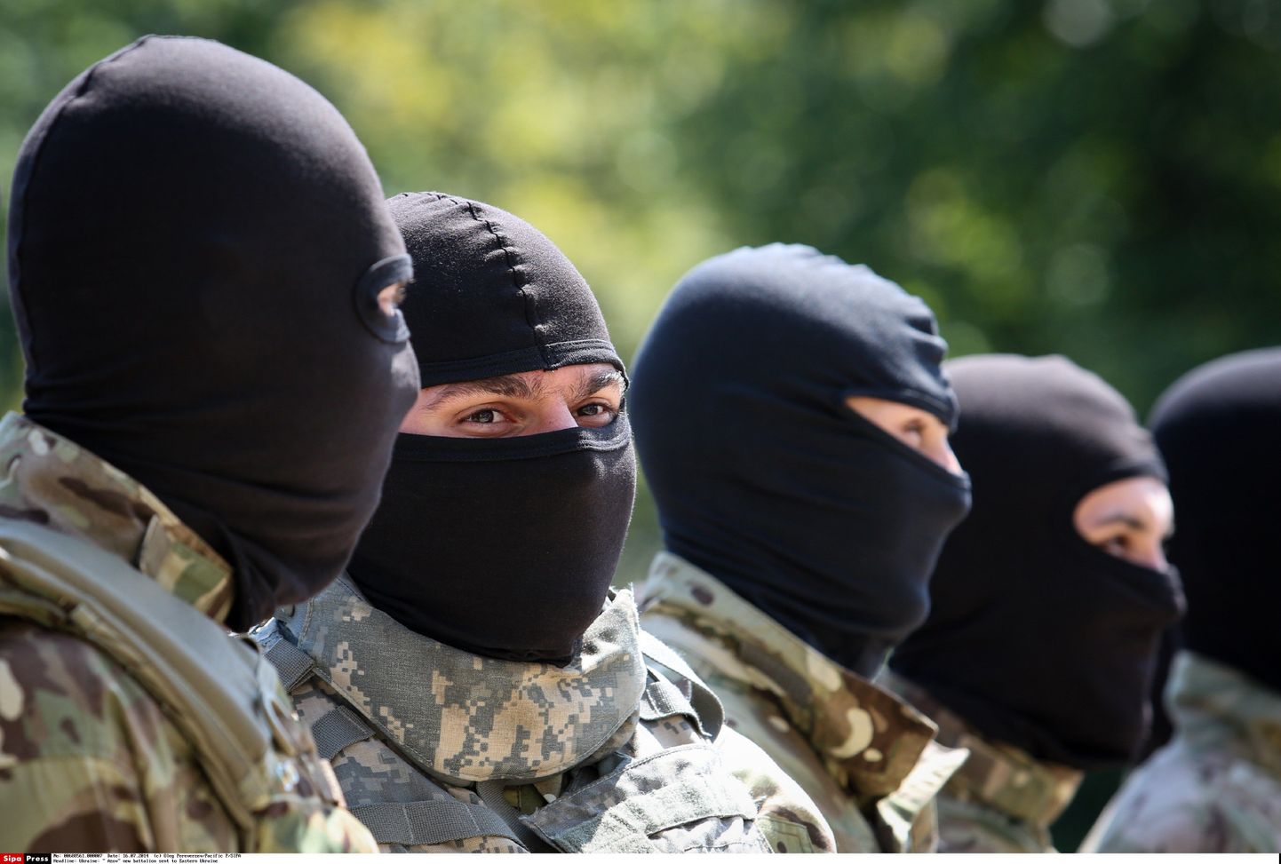 Azovi pataljoni võitlejad eelmisel nädalal enne Ida-Ukrainasse sõitmist.
