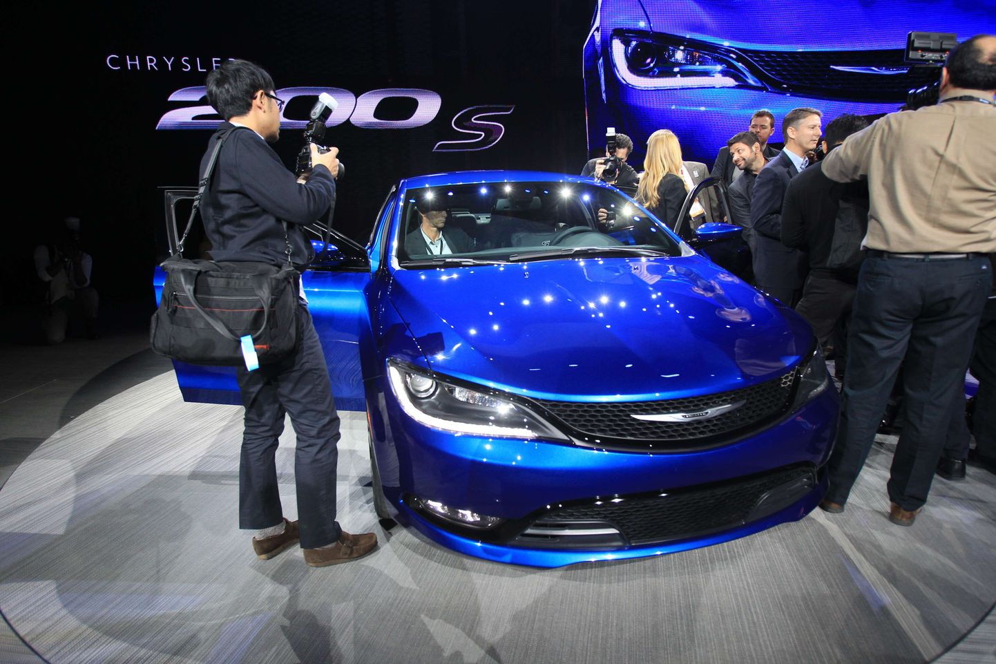 Selle aasta Detroidi automessil tutvustati Chrysler 200S-i.