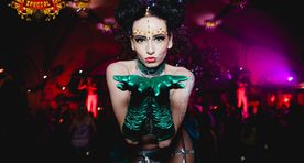 Лето в Таллинне: столичные красотки задали жару в ночном клубе Teater