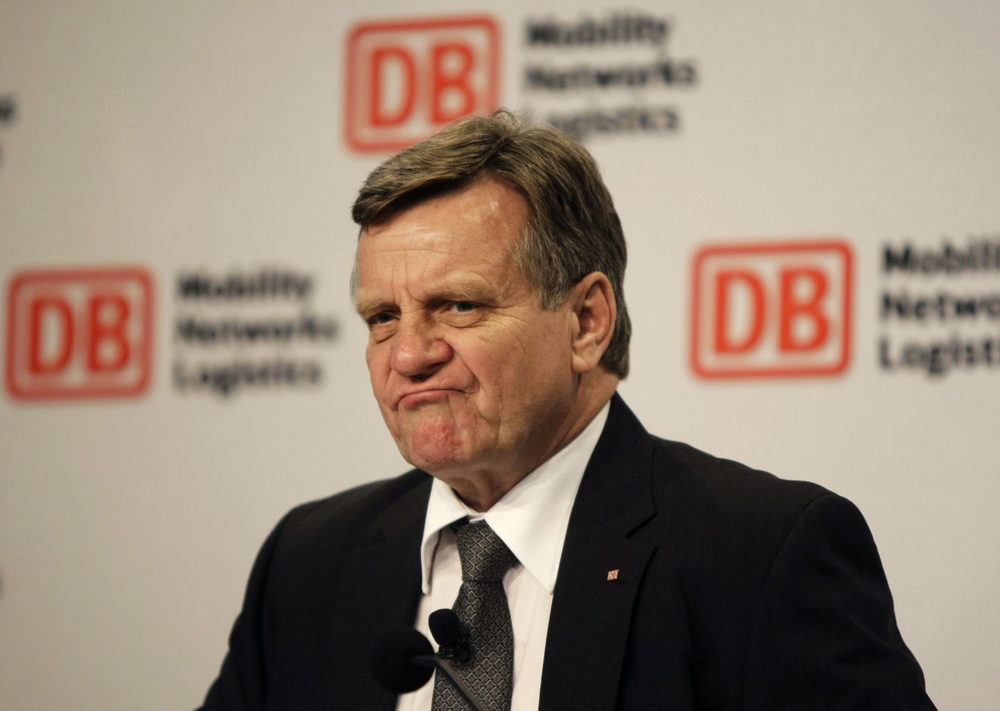 Deutsche Bahn AG tegevjuht Hartmut Mehdorn pani ameti maha