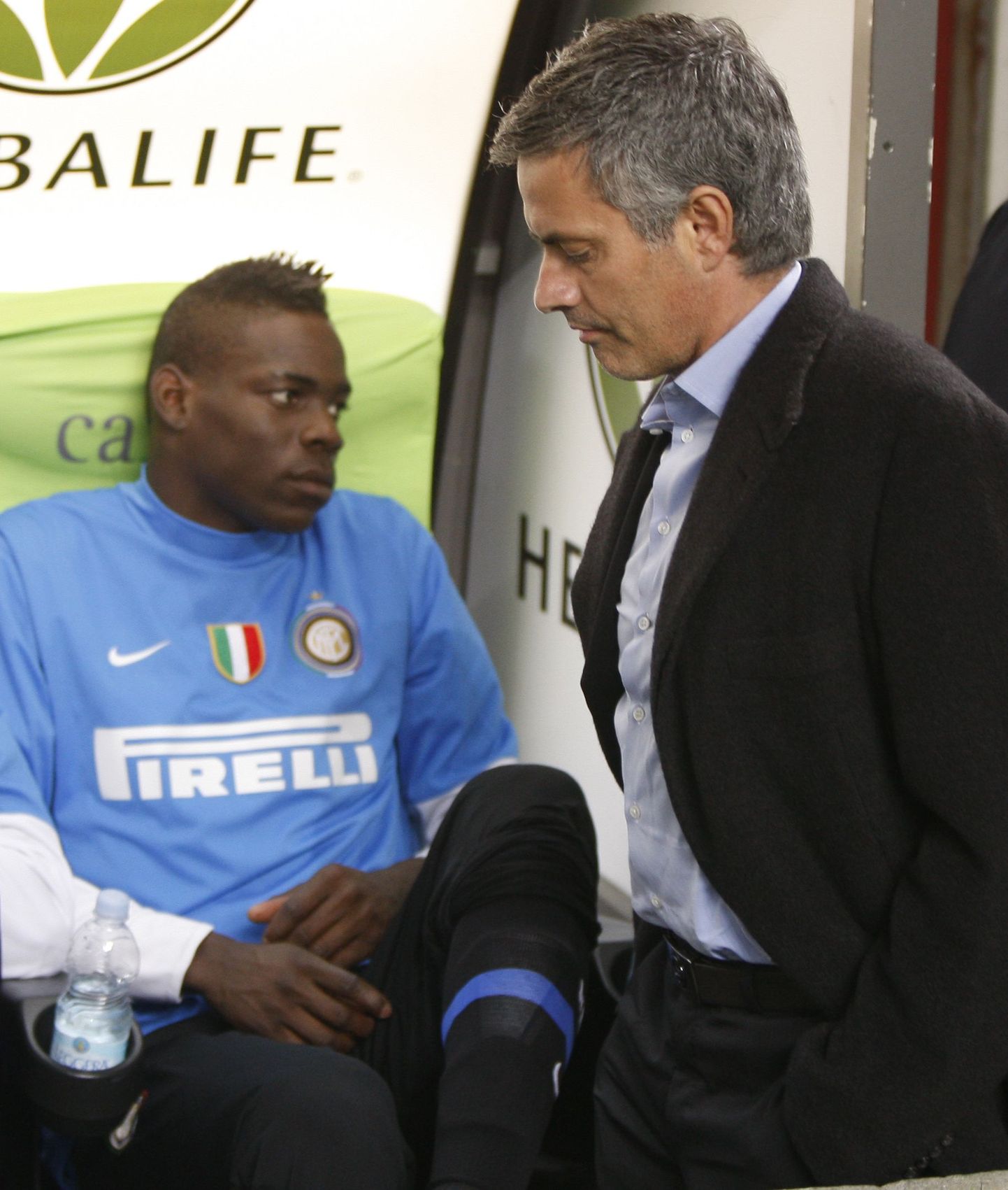 Mario Balotelli ja Jose Mourinho.