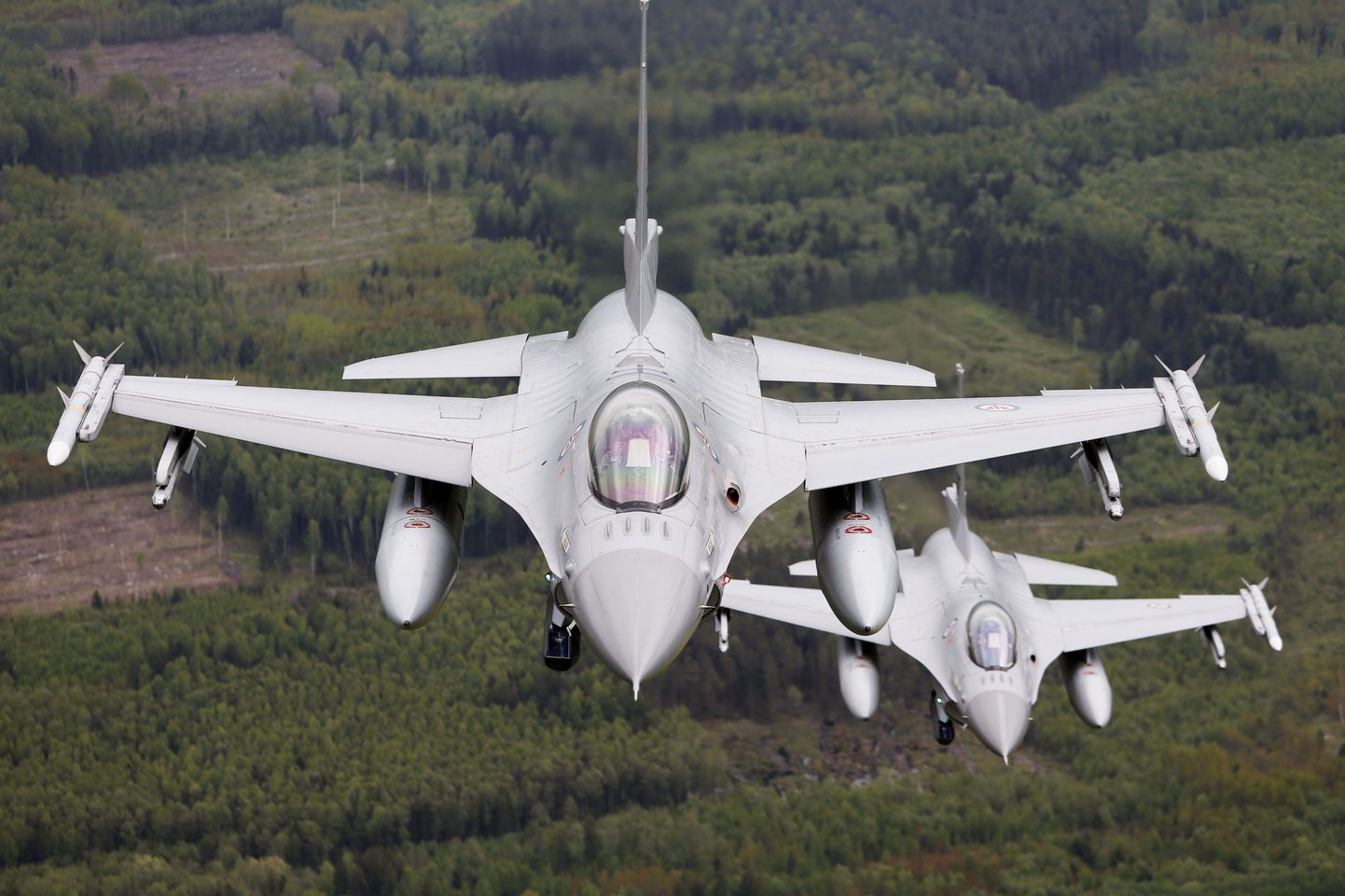 Norra hävitajad F-16