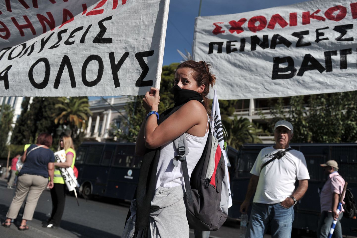Kreeka keskkooliõpetajad alustasid täna streiki.