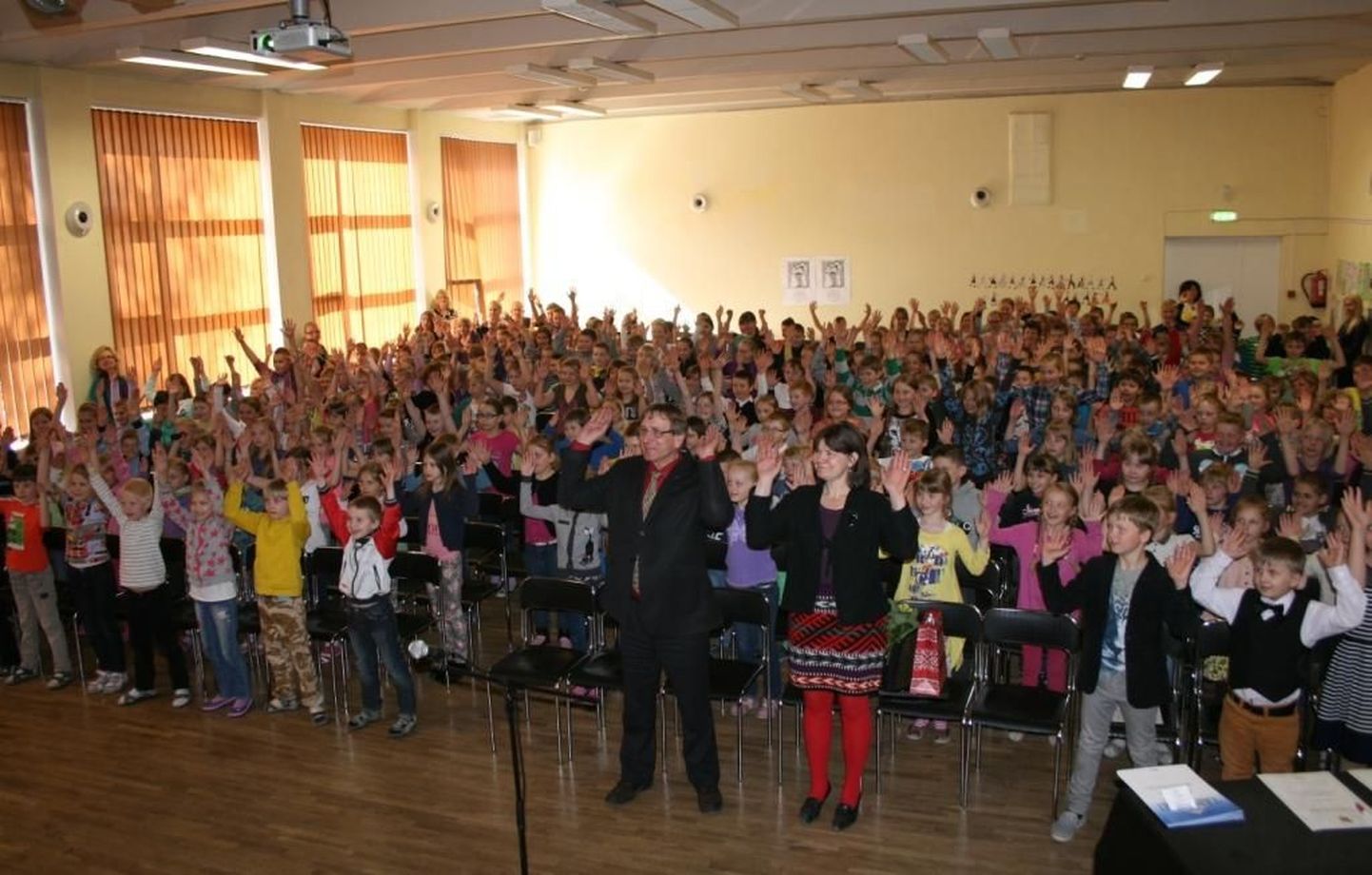 Pärnu ühisgümnaasiumi algklassid pidasid konverentsi.