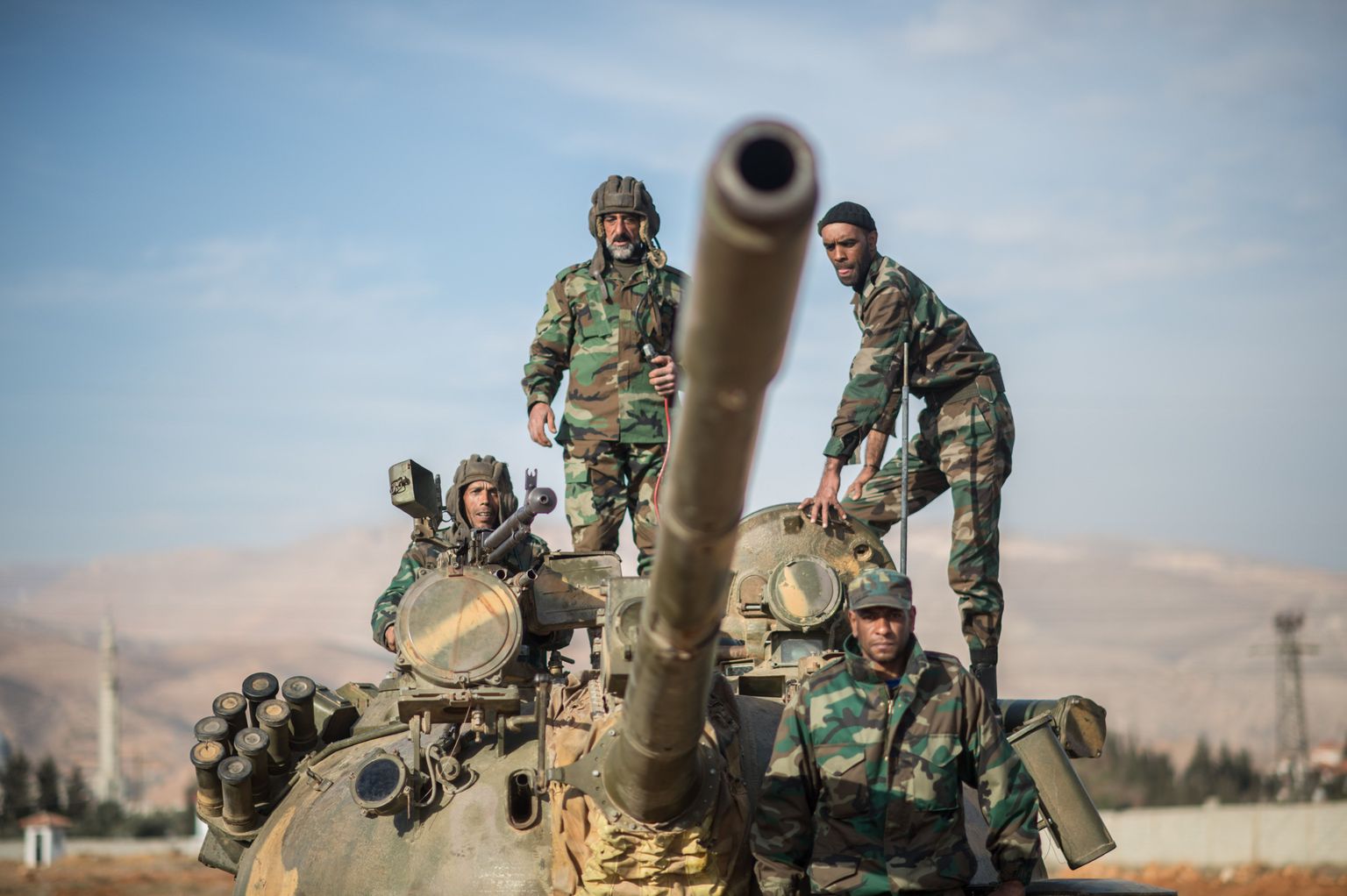 Bashar al-Assadile alluva Süüria armee vabatahtlikud saamas väljaõpet.
