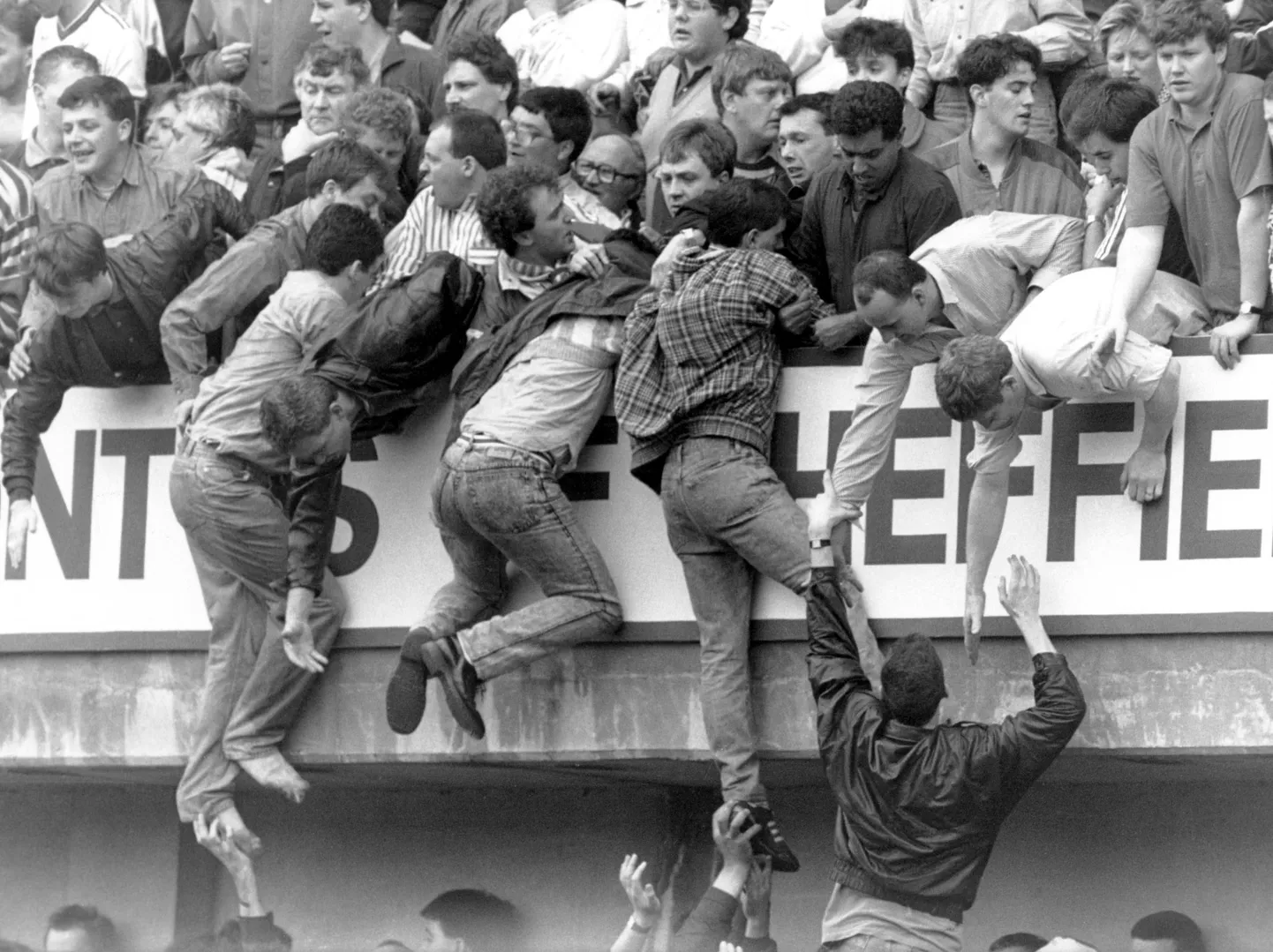 Traagiline 15. aprilli õhtu 1989. aastal. 96 fänni kaotas Hillsboroughi tragöödias oma elu.