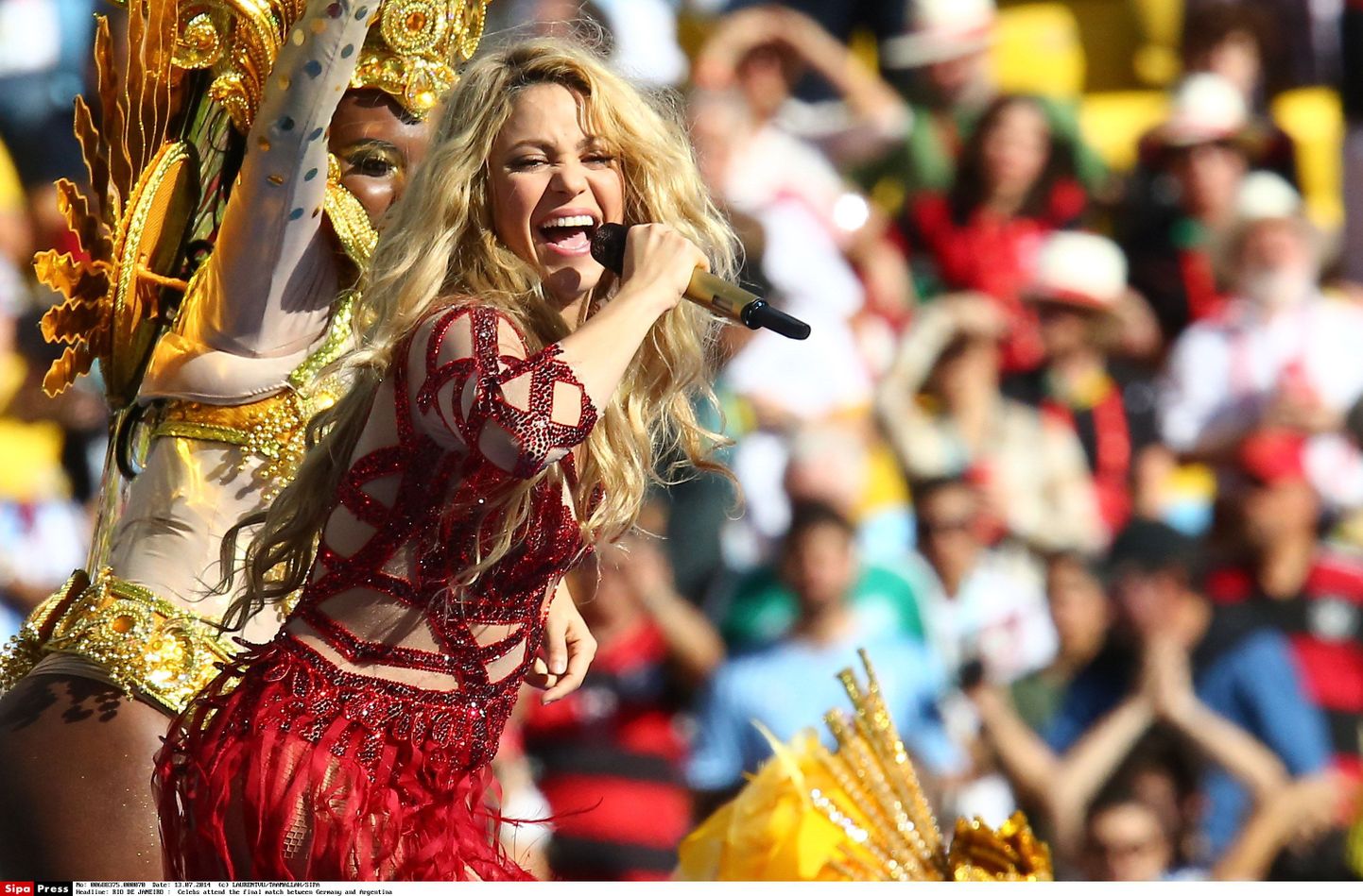 Shakira jalgpalli MMil