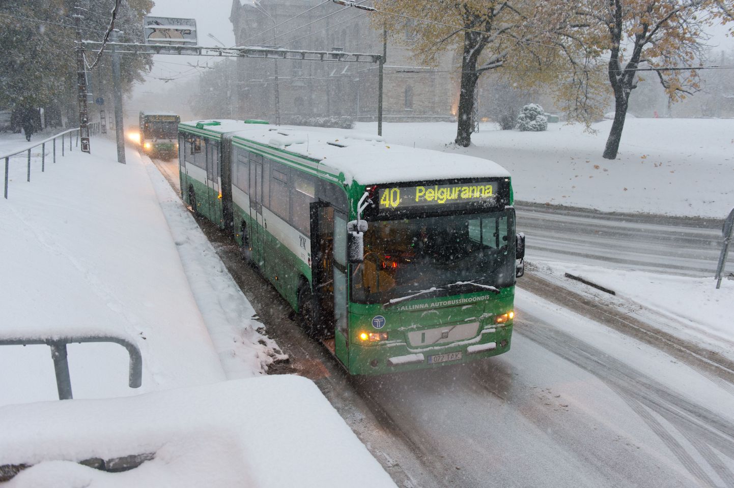 Lumesadu ja ummikud Tallinna kesklinnas.