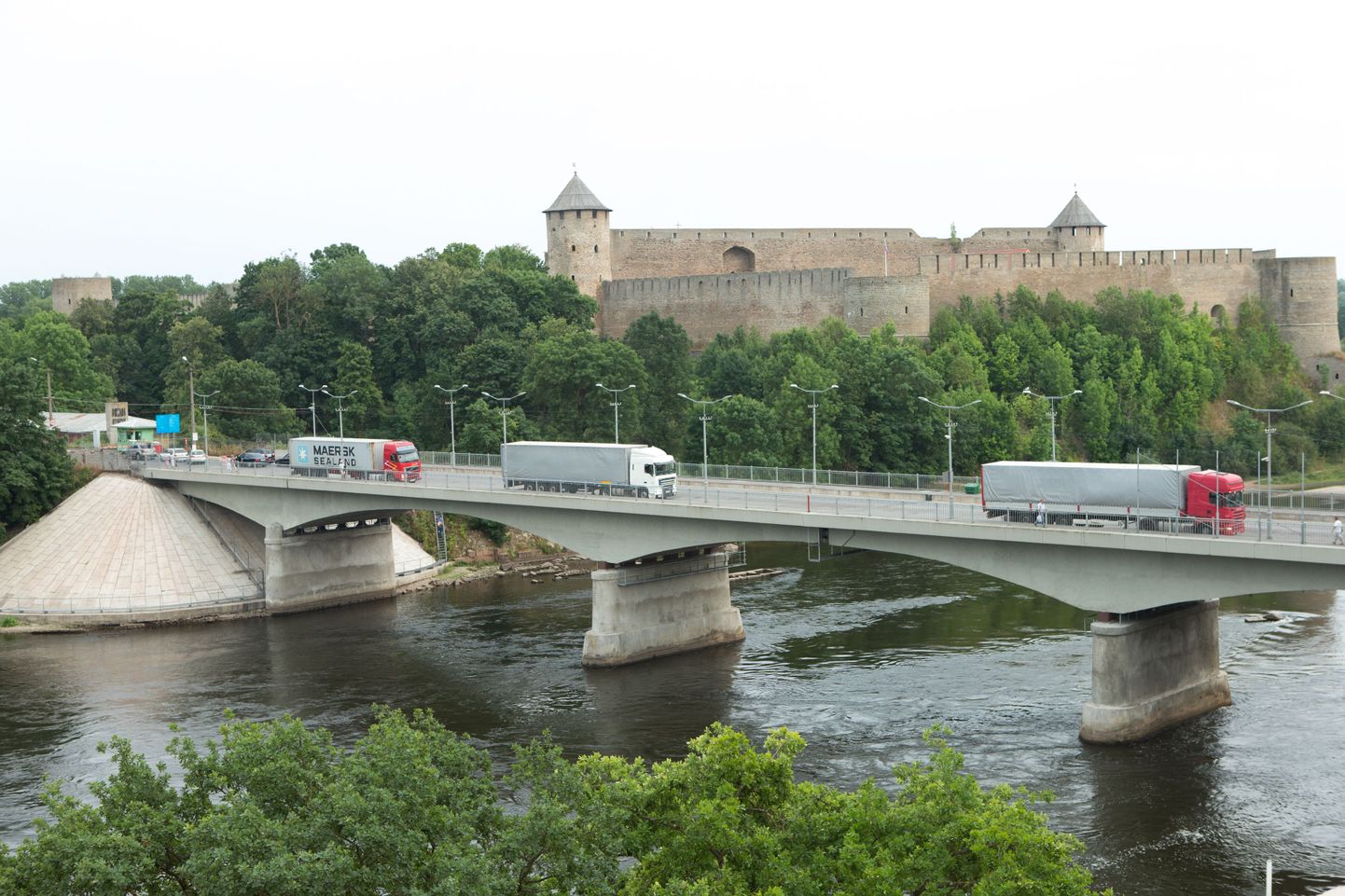 Narva piirisild.