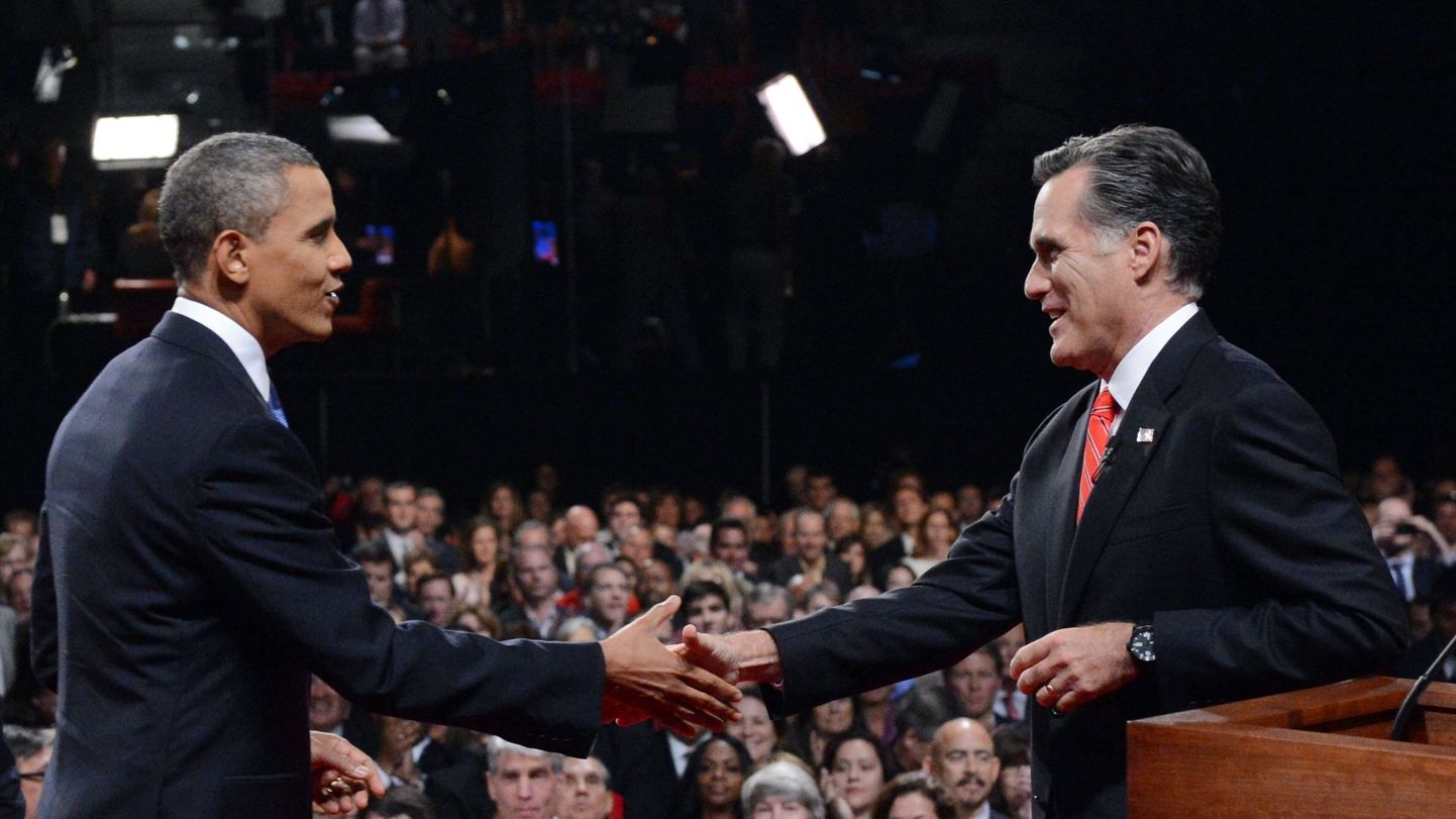 USA vabariiklaste presidendikandidaat Mitt Romney (paremal) ja president Barack Obama esimesel teledebatil.
